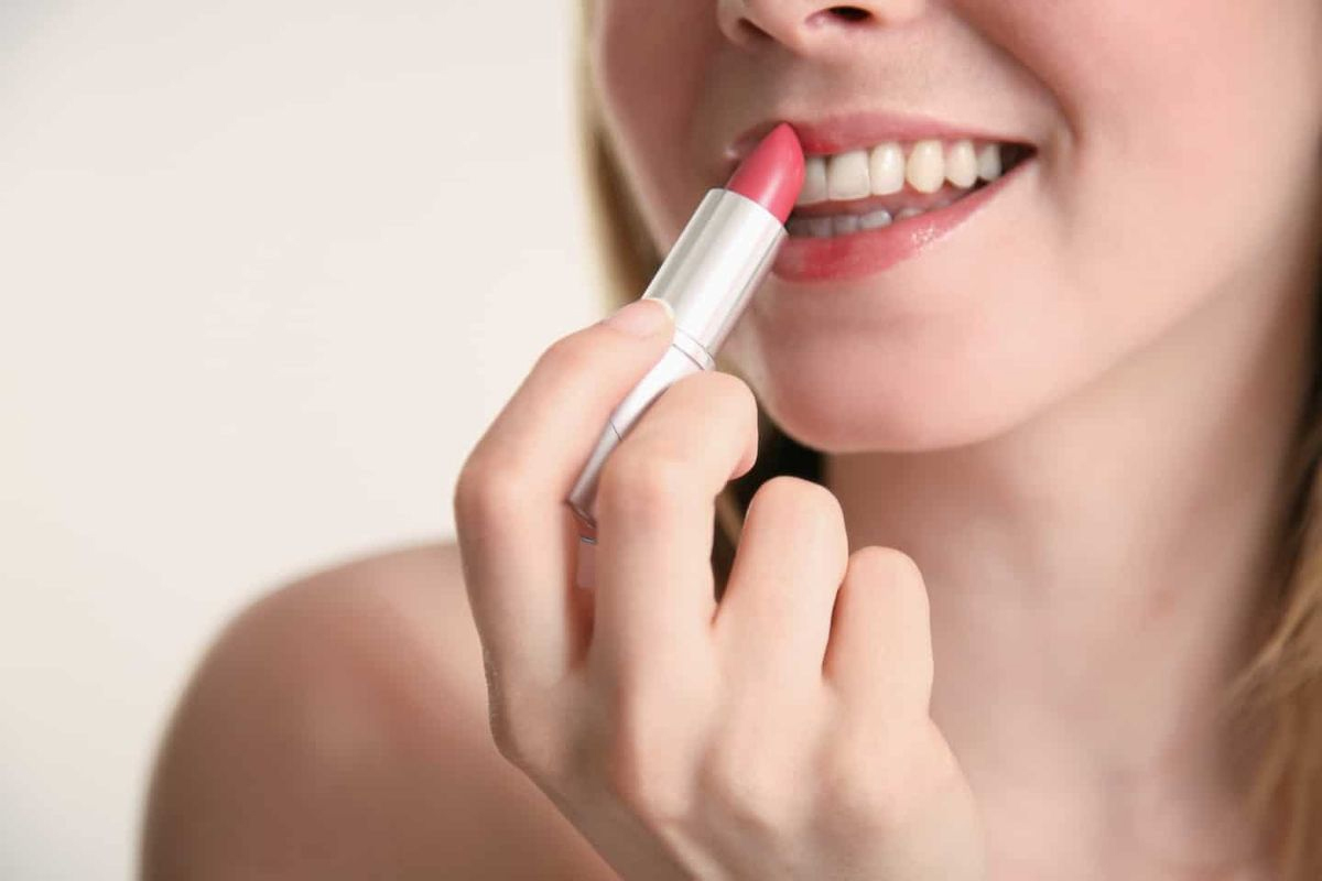 lipstick care tips in hindi