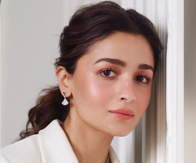 alia bhatt makeup look