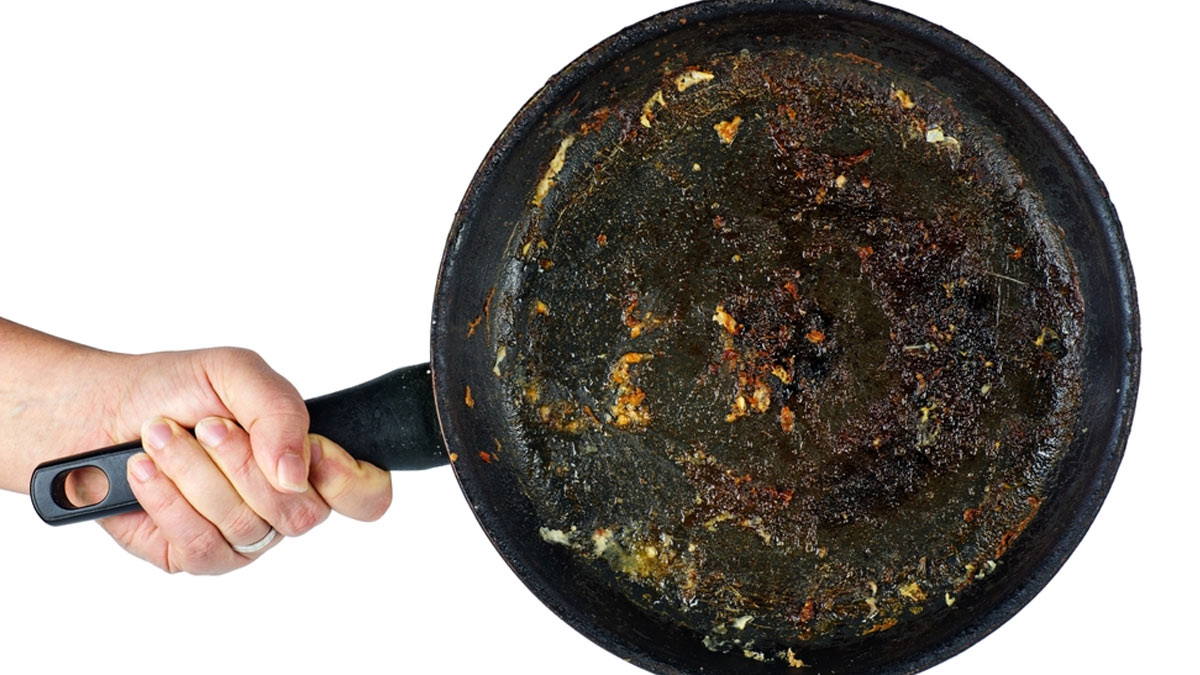 burnt tawa cleanning tips