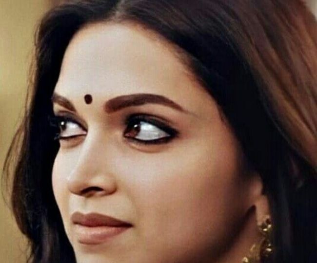 deepika eye makeup look