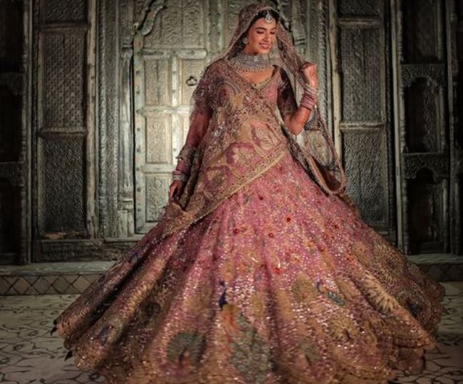unique lehenga shades (1)