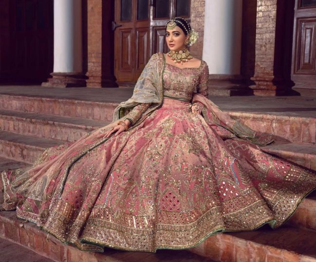 unique lehenga shades (2)