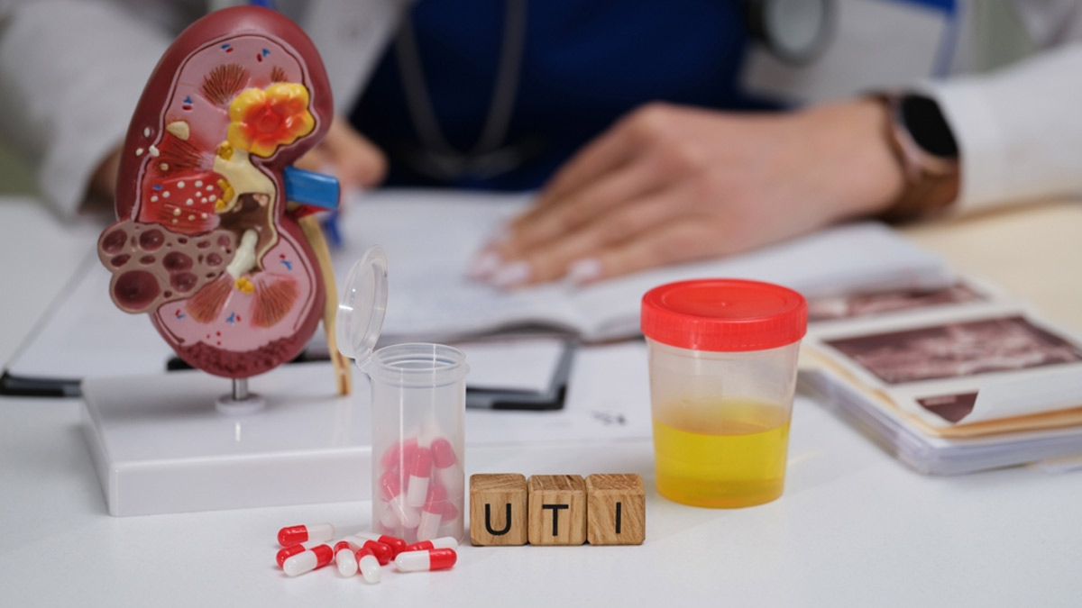 UTI Surge in Winter: महिलाओं में सर्दियों में क्यों बढ़ जाता है यूटीआई का खतरा? इन टिप्स से करें बचाव