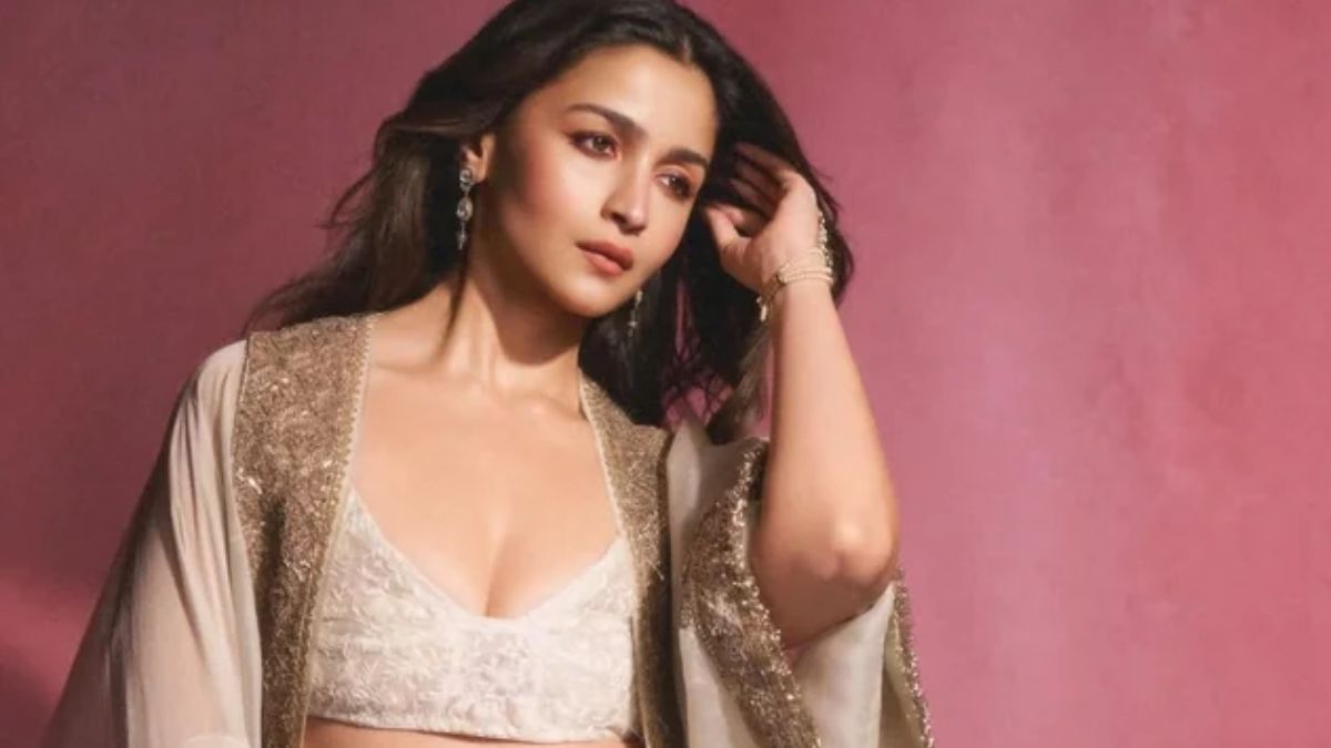 alia bhatt outfit ideas (1)