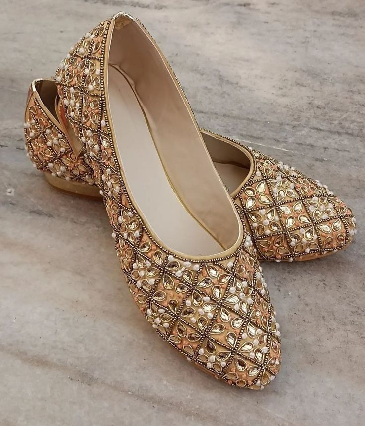 jaipuri juttis girls