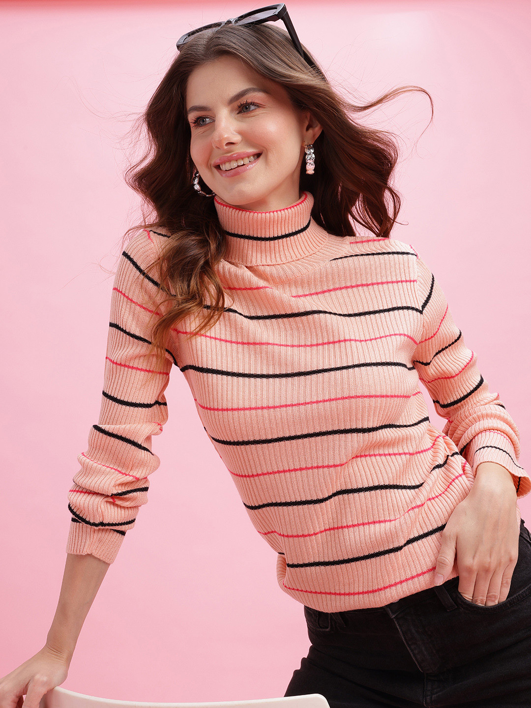 self stripped high neck design