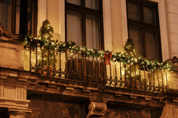 Christmas greenery balcony decor
