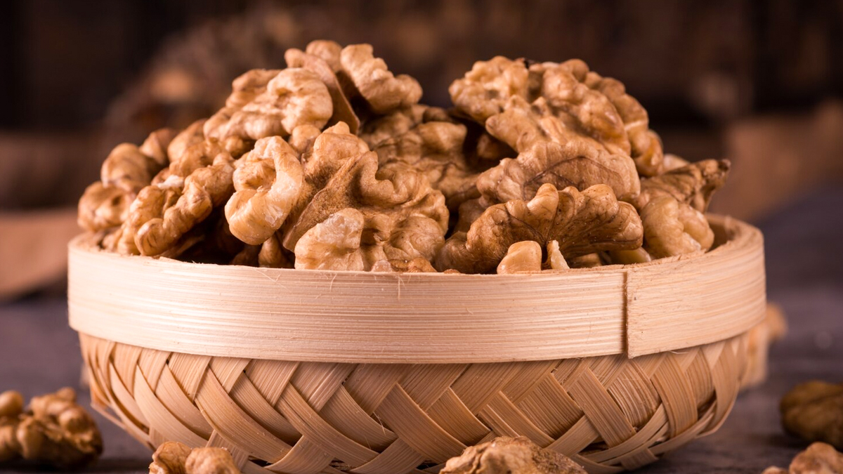 walnut for mom over 50