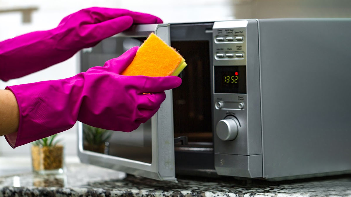 DIY microwave Cleaning Hacks