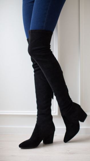 stylish boot designs for new year party 2026sd