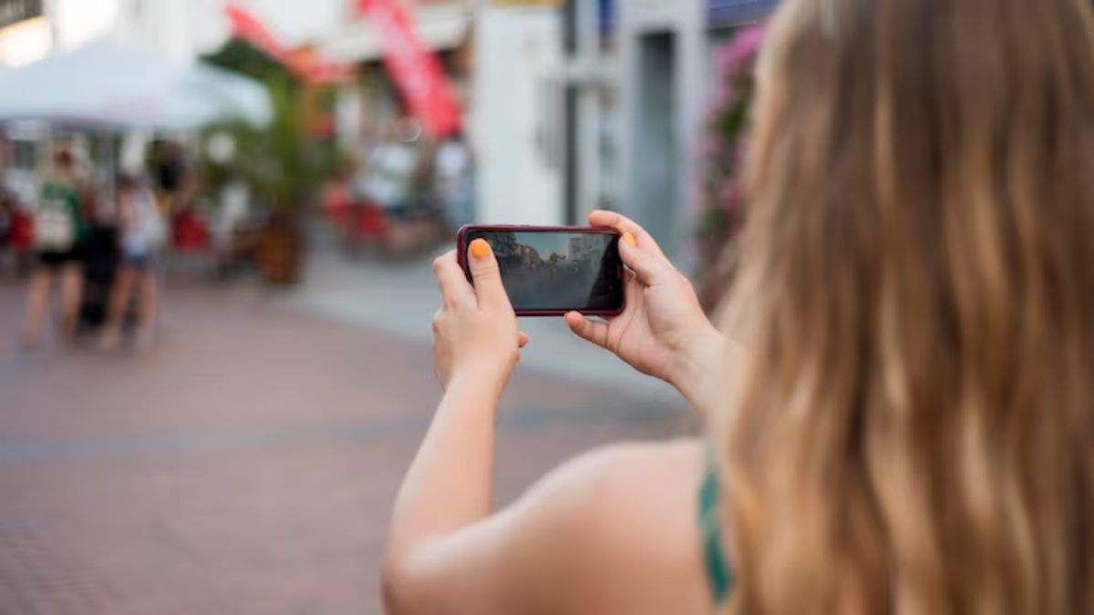 mobile phone camera uses