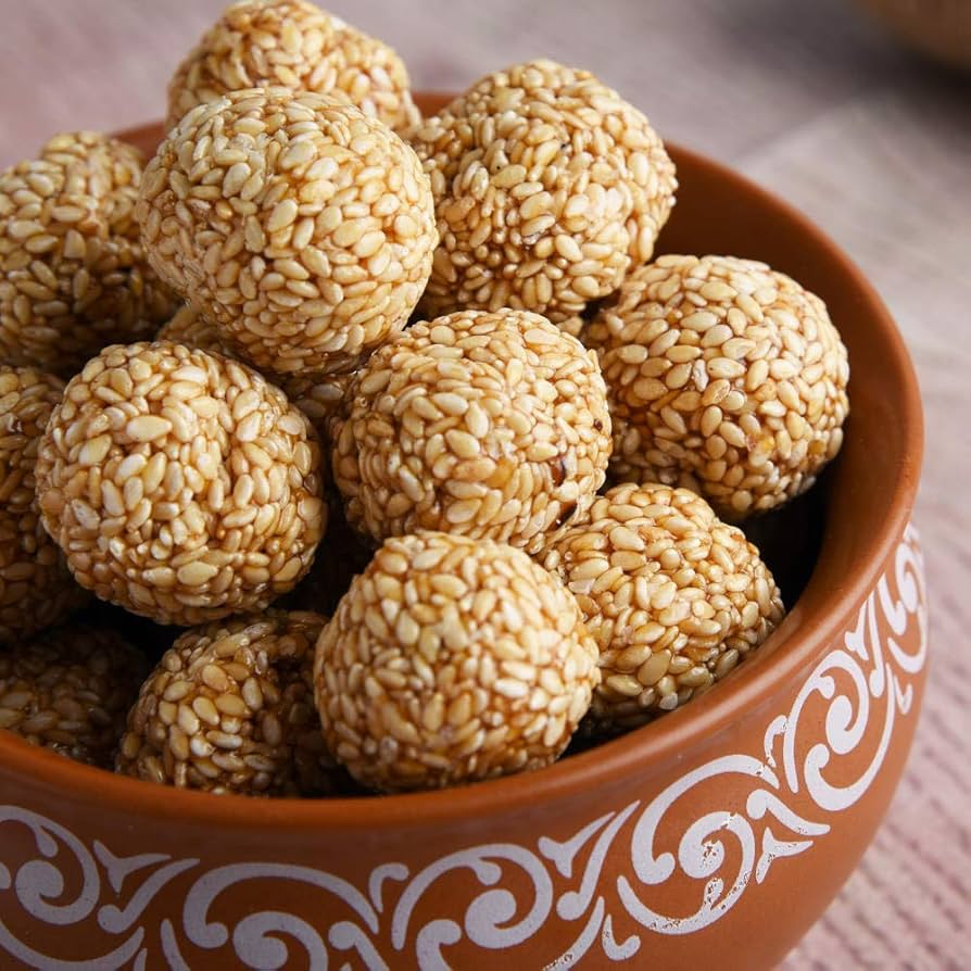 Til Gur ladoo recipe in hindi