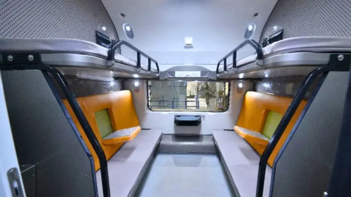 vande bharat sleeper train facilities (1)