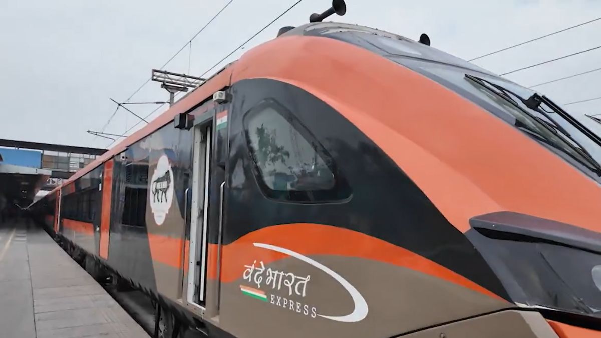 vande bharat sleeper train facilities