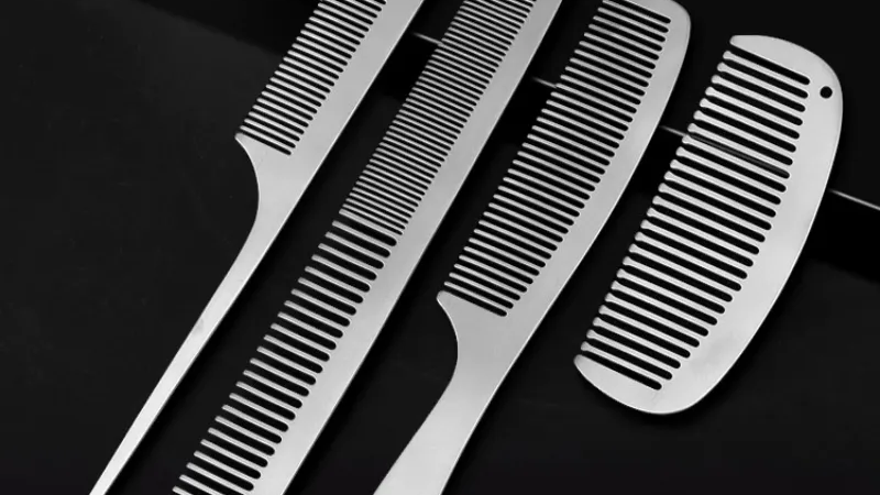 easy way to remove lint from clothes