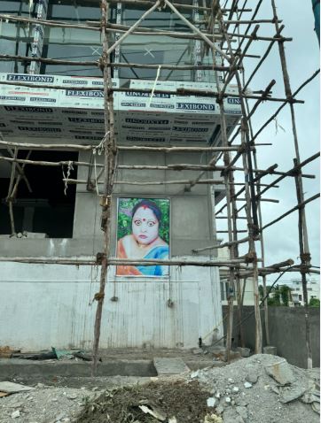 who is bengaluru construction sites mystery woman photo womenS