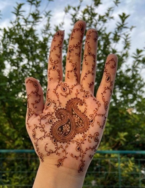 lohri mehndi designs