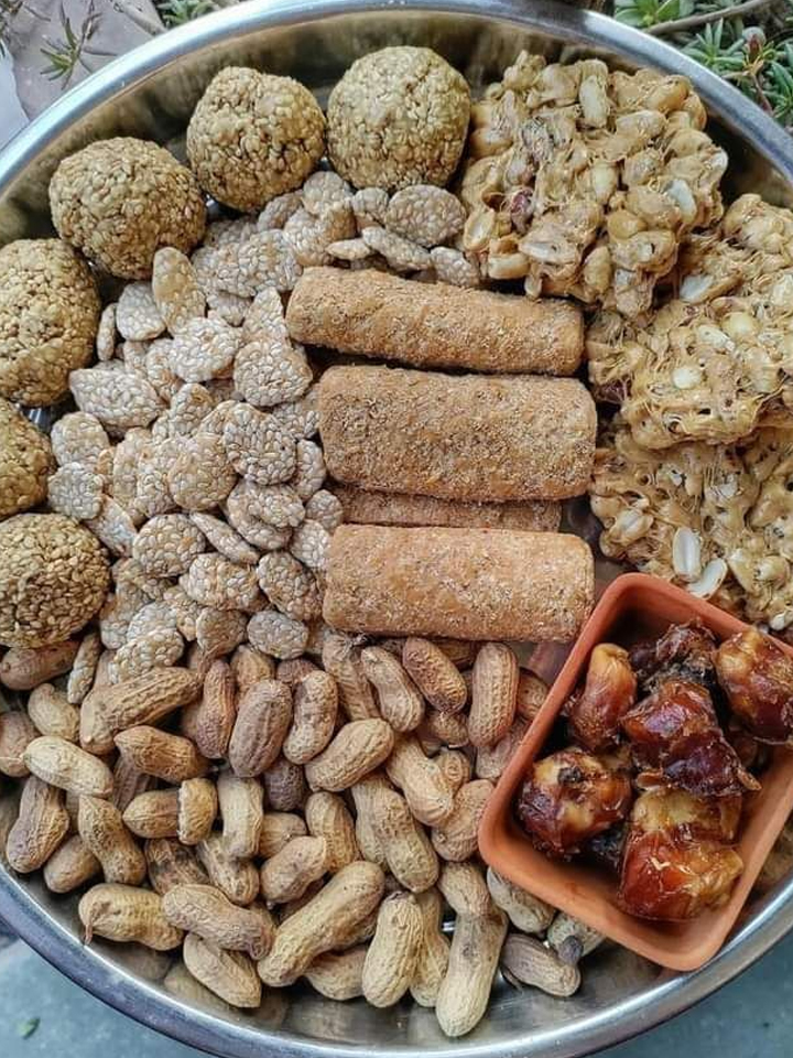 makar sankranti thali (2)