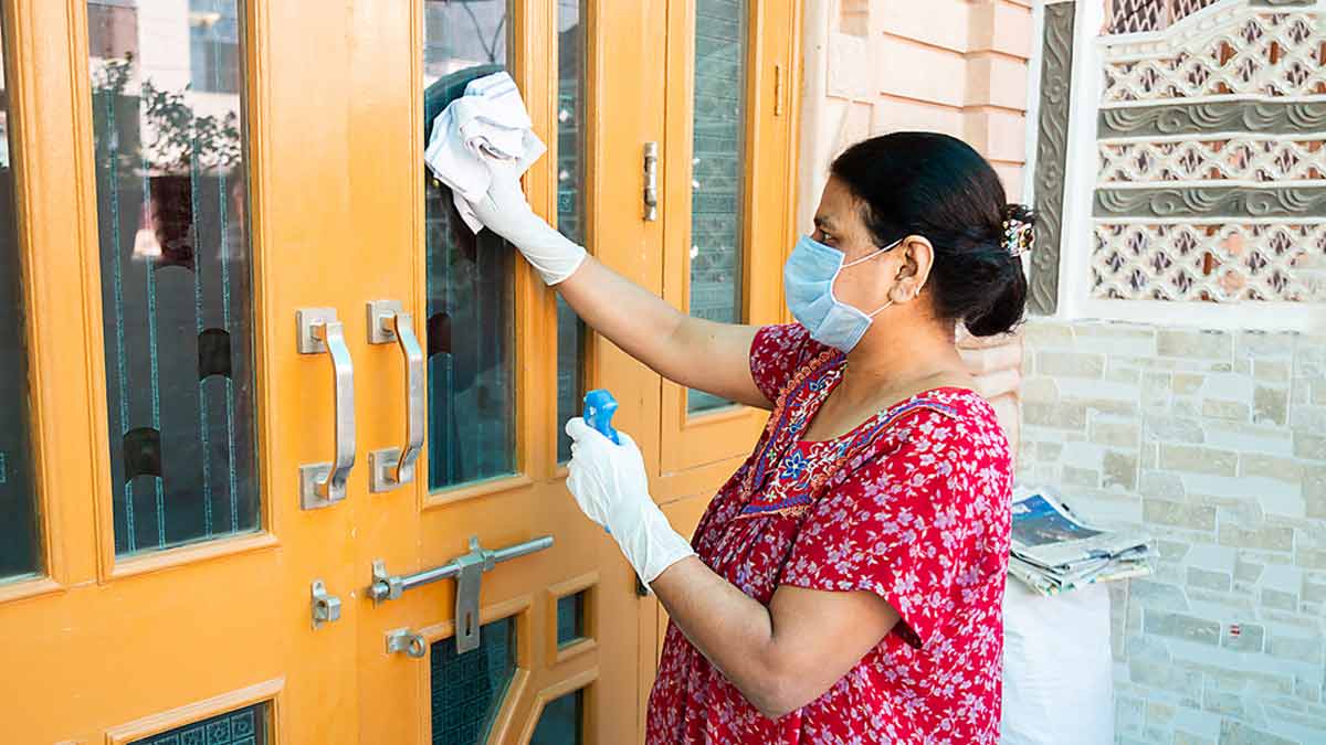how to use ash cleaning for mirror