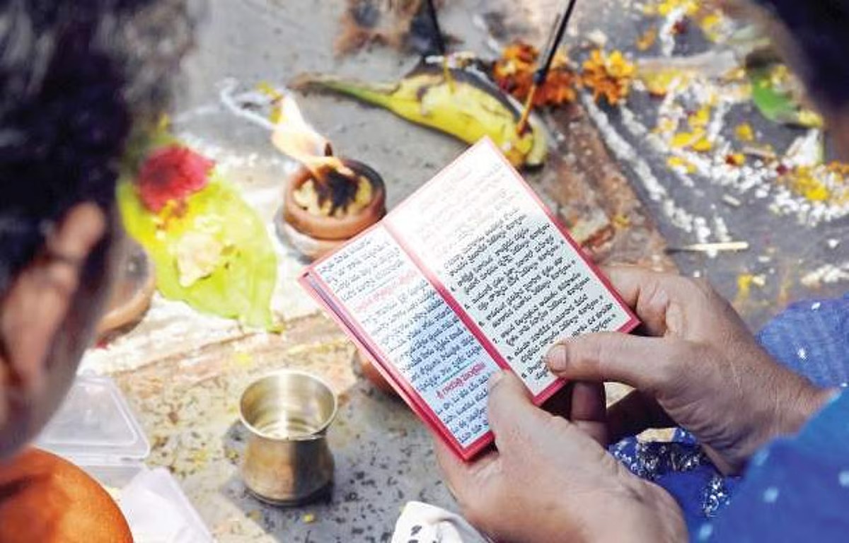 mauni amavasya 2026 pitru sukt stotra path ka mahatva