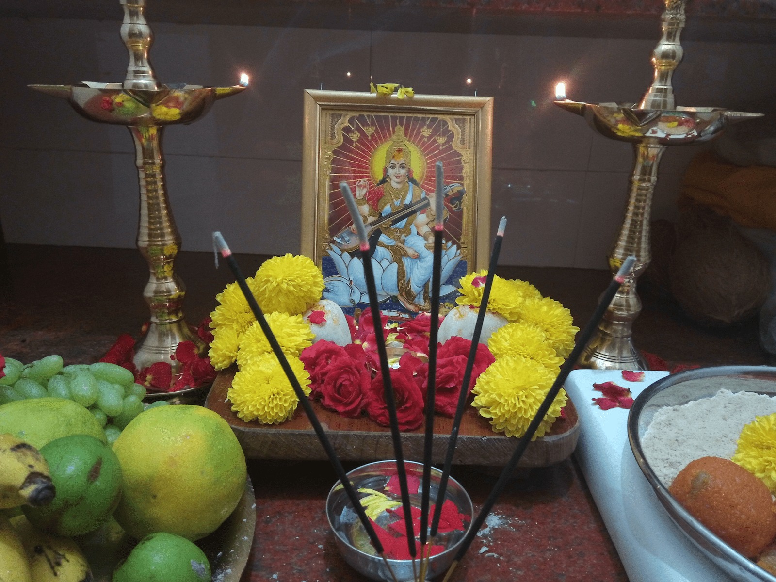 basant panchami 2026 saraswati puja mein kya na kare