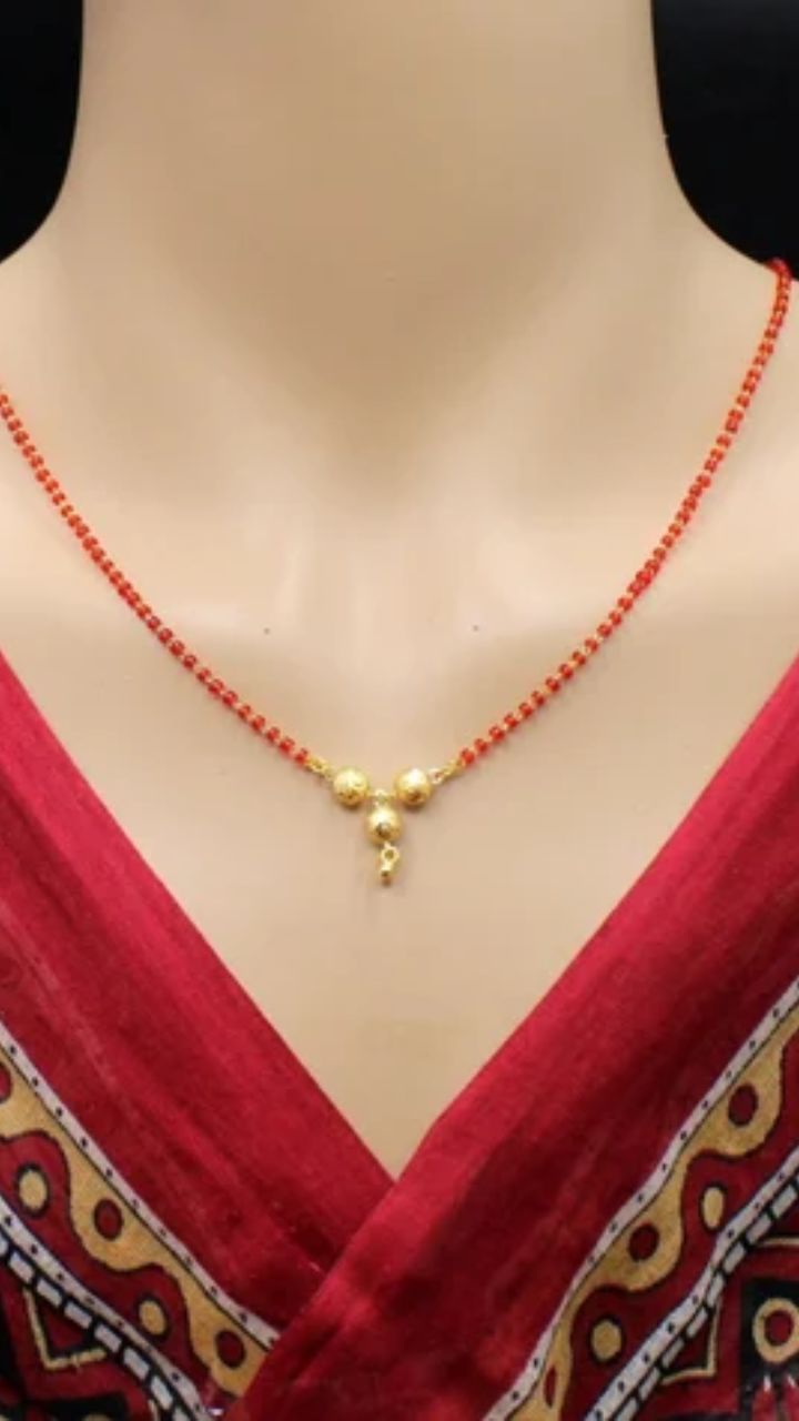 single layer gold and red beads pendant
