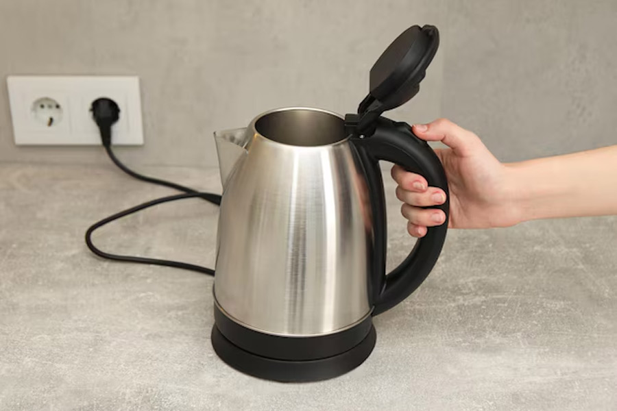 is it safe to open electric is it safe to open electric kettle lid open during boiling waters