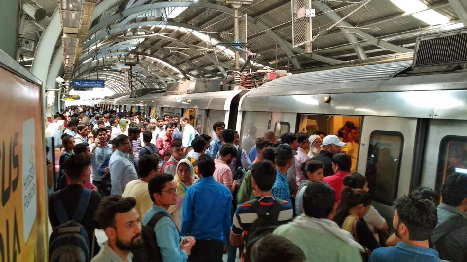 what to do if i forgot my bag on metro station know dmrc lost and found complaint tipssd