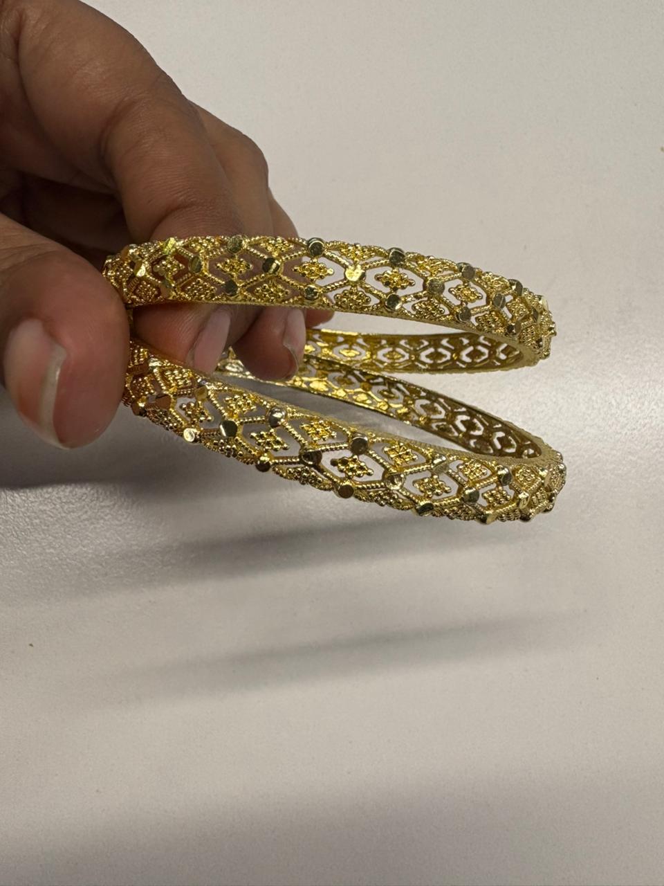 gold kangan designs for women