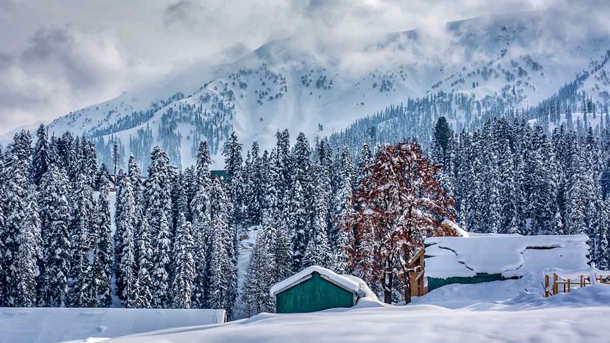 IRCTC के पैकेज से उठाएं कश्मीर की वादियों का मजा, जानें रेलवे के साथ सफर करना सस्ता पड़ेगा या महंगा?