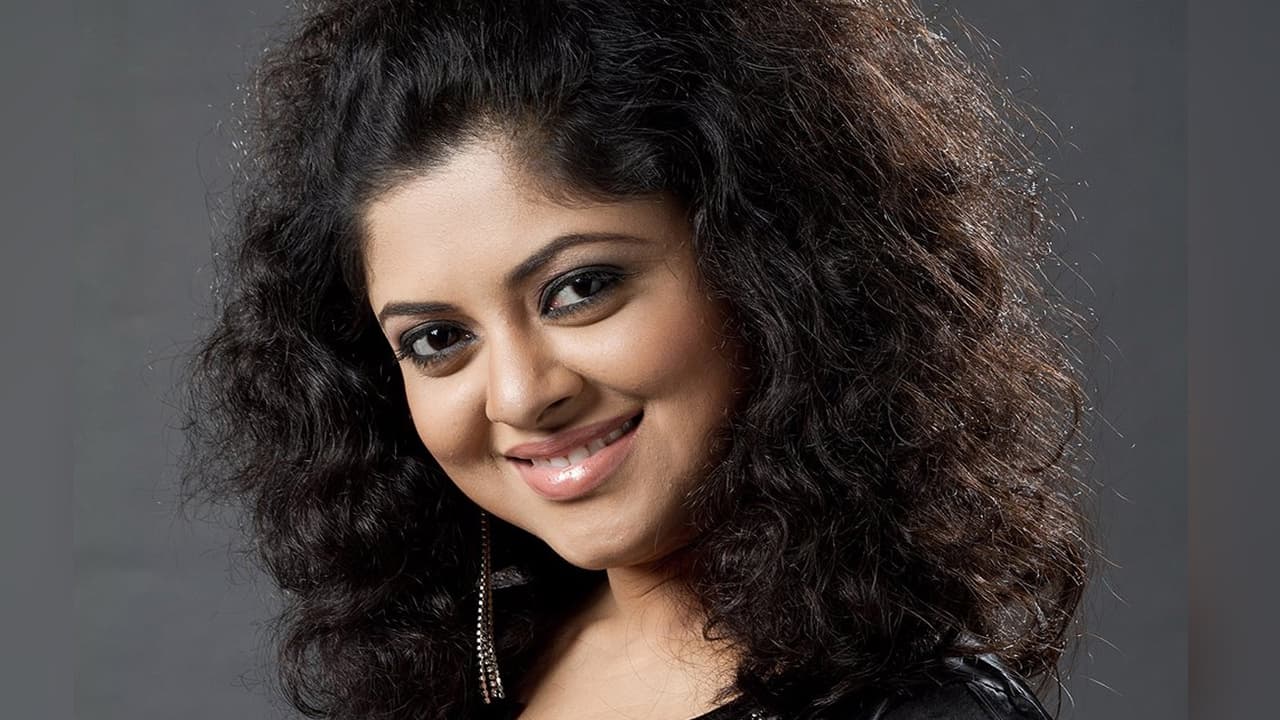 who is arijit singh first wife ruprekha banerjee