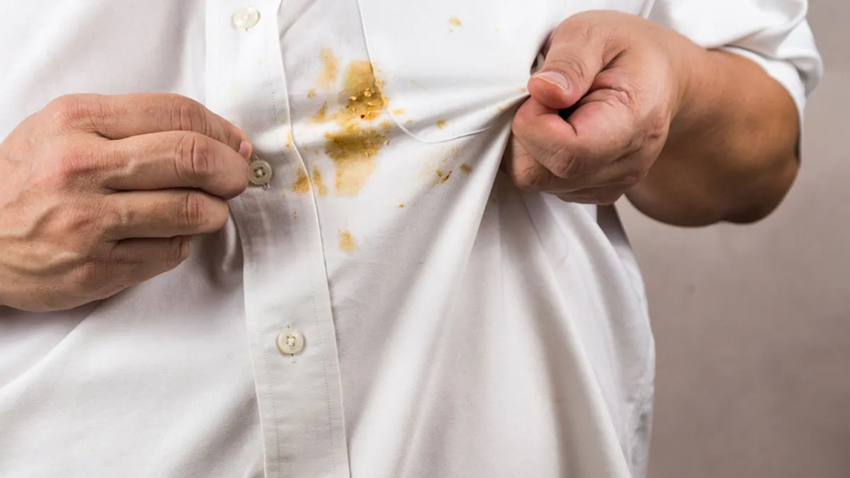 How to quickly get a stain out of a white shirt