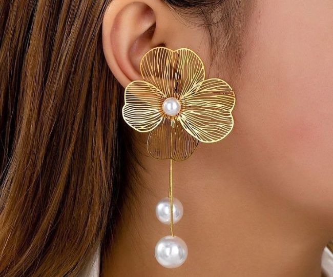 rose shaped earrings 4