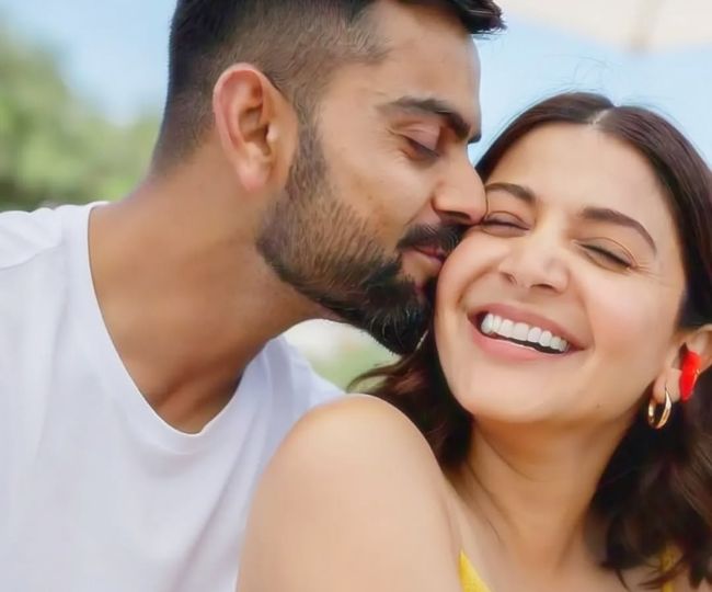 _poses for photoshoot on valentines day (5)