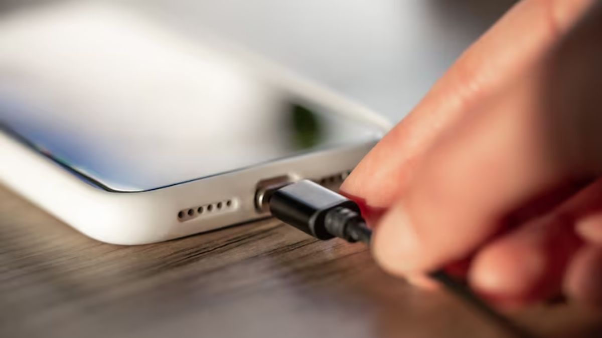 risk of using local charger (1)