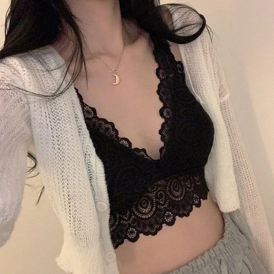 deep nake brallet design