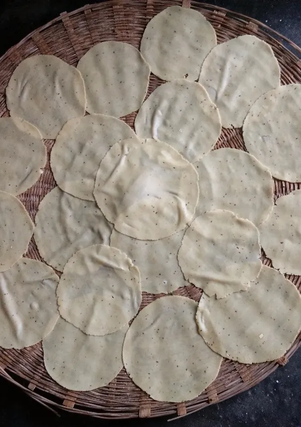 dry chawal ka papad kaise banaye