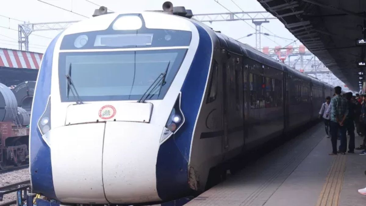 vande bharat express ahemdabad route (2)