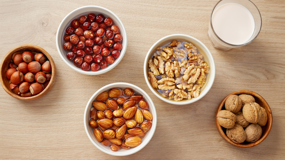 soaked nuts for better sleep