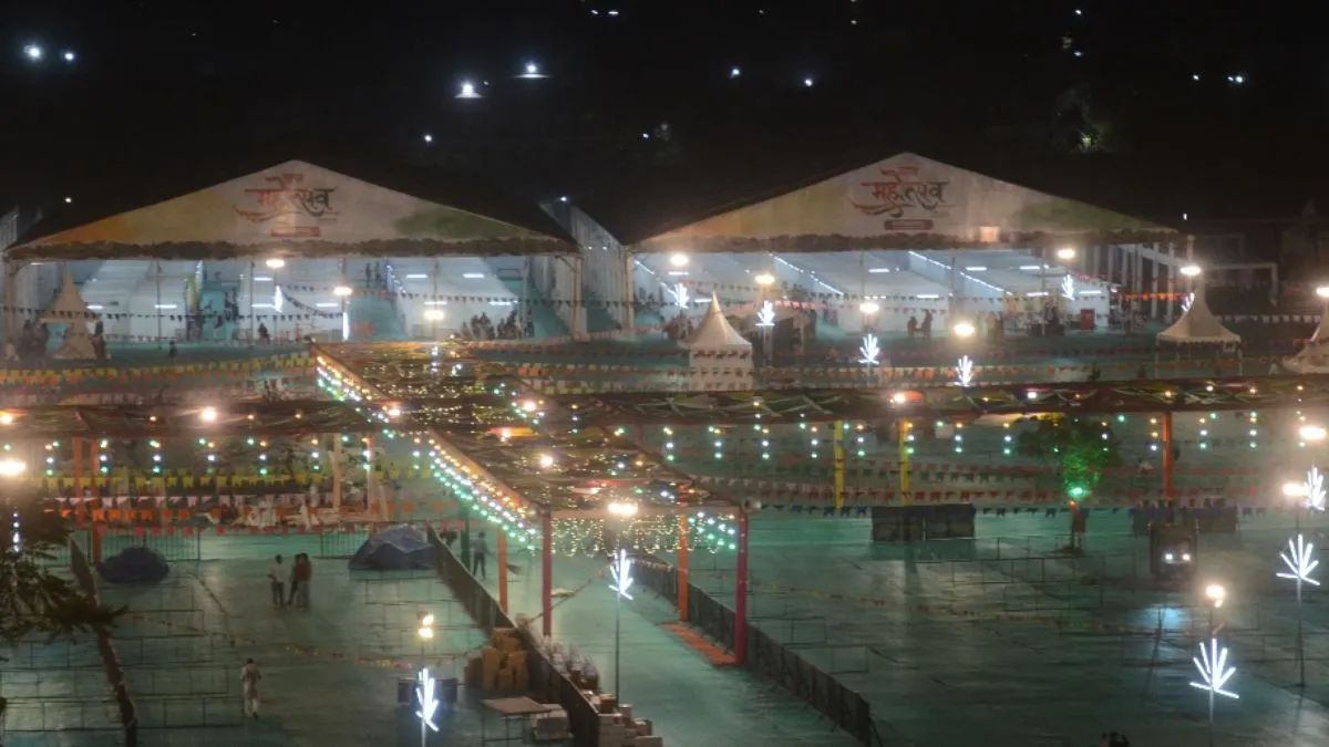 Taj Mahotsav 2026 (1)