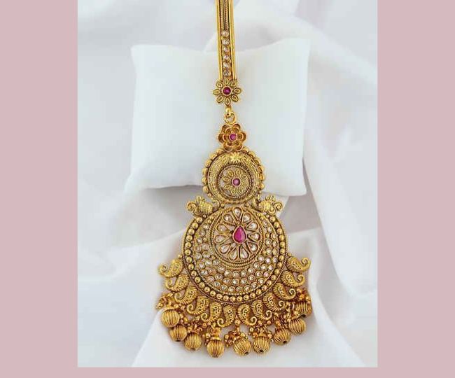 gold maang tikka designs (3)
