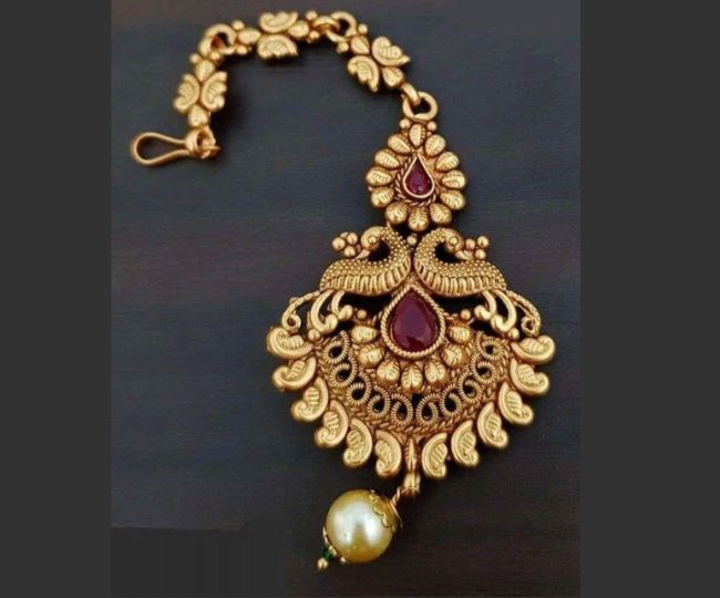 gold maang tikka designs (4)