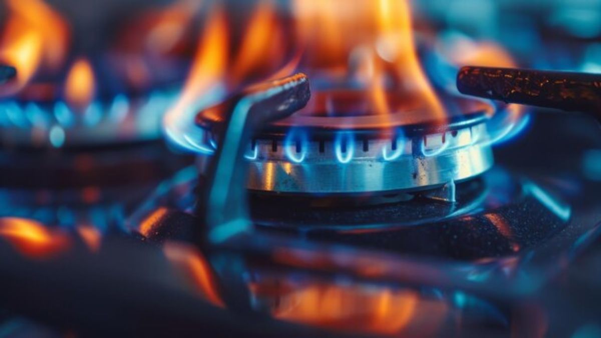 blue and yellow flame meaning (2)