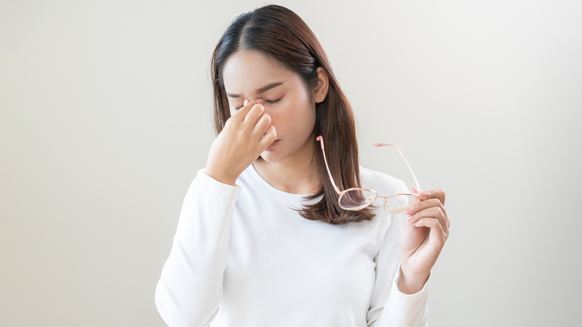 ac cause eye dryness hindi