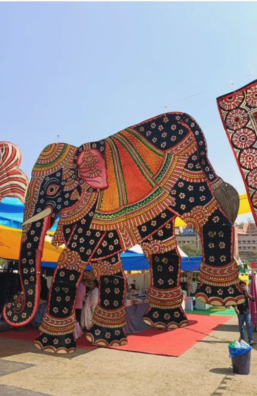 Karigar Bazar Delhi time