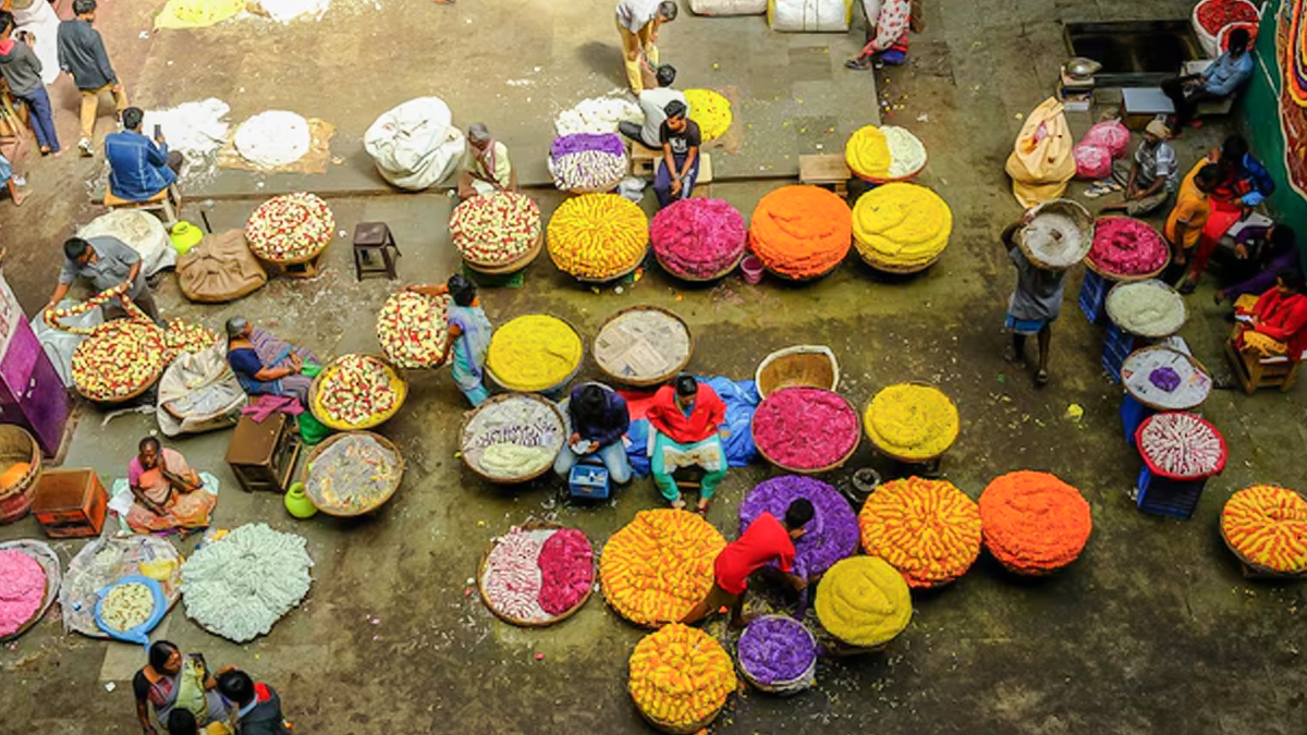 holi market