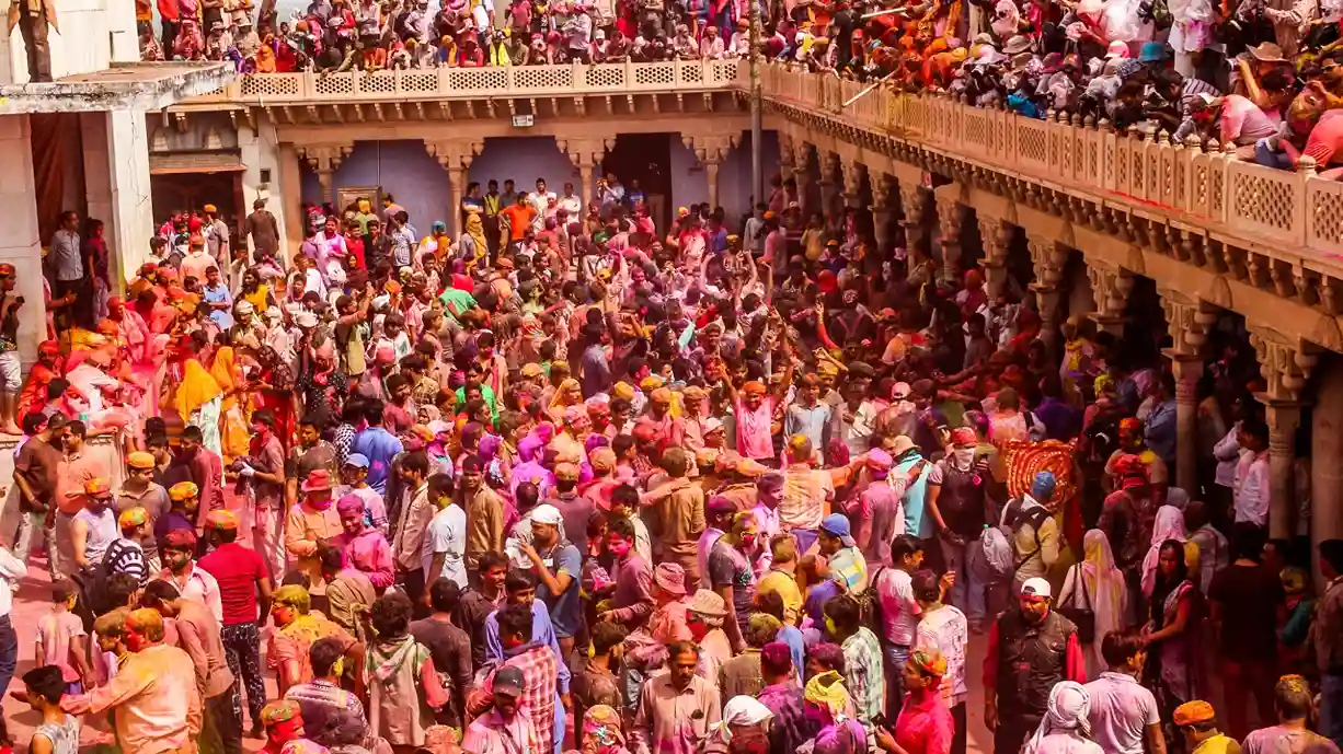 udaipur royal holi