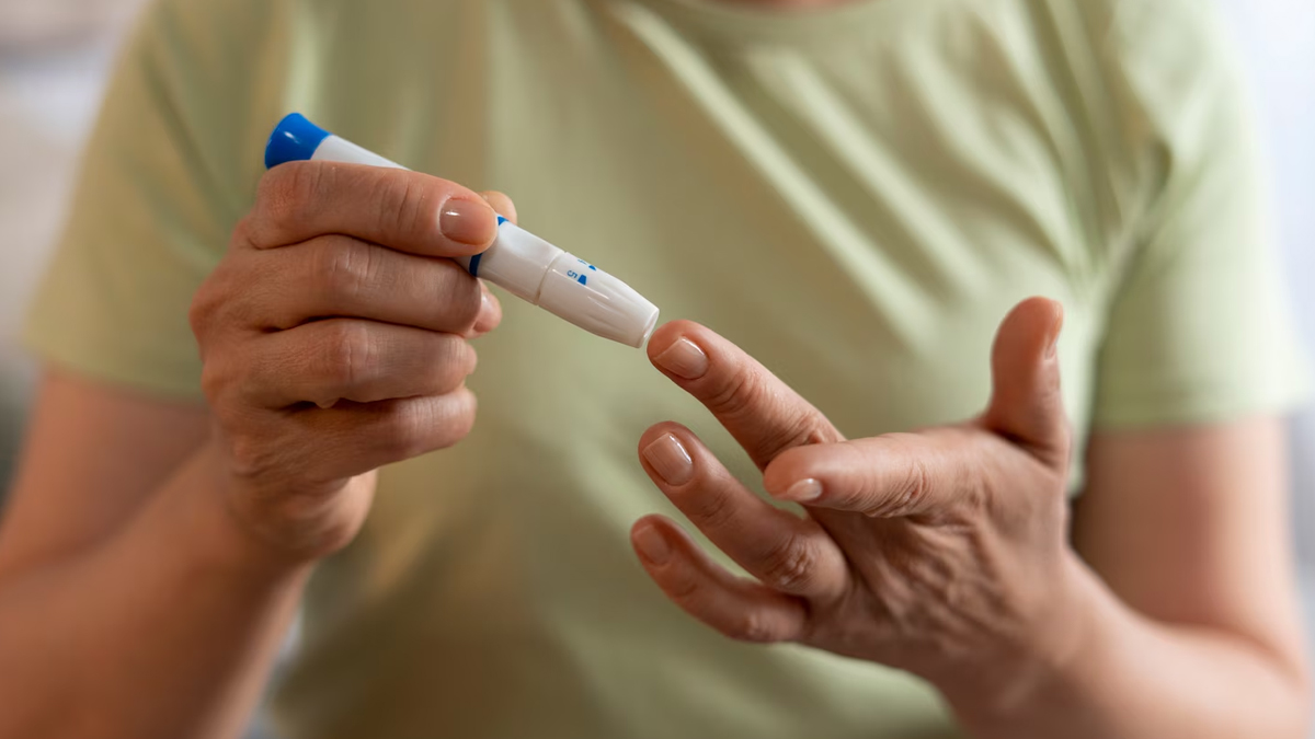 control blood sugar with green chillies