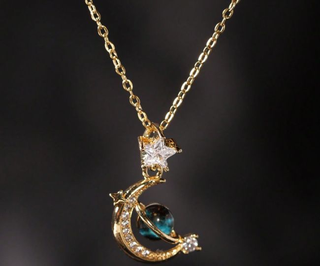 moon shape necklace  (1)