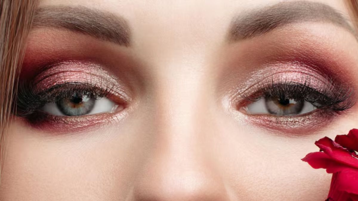 eyeliner tips according to outfit colours (1)